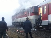 V piatok opäť horel železničný rušeň V piatok opäť horel železničný rušeň