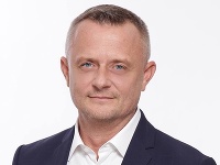 Vilo Rozboril ťažko hľadal slová. Vilo Rozboril ťažko hľadal slová.