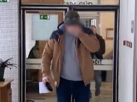 Tréner futbalu sexuálne zneužíval troch chlapcov. Tréner futbalu sexuálne zneužíval troch chlapcov.