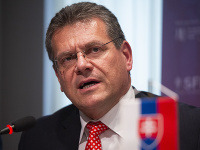 Podpredseda Európskej komisie (EK) pre Energetickú úniu Maroš Šefčovič. Podpredseda Európskej komisie (EK) pre Energetickú úniu Maroš Šefčovič.