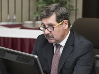 Na snímke štátny tajomník ministerstva zahraničných vecí a európskych záležitostí SR František Ružička Na snímke štátny tajomník ministerstva zahraničných vecí a európskych záležitostí SR František Ružička