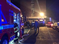 Pri požiari zasahovalo množstvo hasičov. Pri požiari zasahovalo množstvo hasičov.