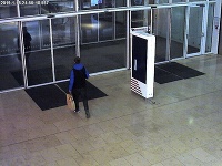 Neznámy páchateľ úradoval v obchodnom centre na Pribinovej ulici v Bratislave