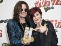Ozzy Osbourne s manželkou Sharon Osbourne Ozzy Osbourne s manželkou Sharon Osbourne