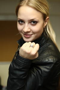 Barbora ukázala svoj zásnubný prsteň. 