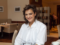 Jana Kirschner Jana Kirschner