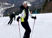 Fero Mikloško dáva na svahu prednosť slnečným okuliarom pred tými lyžiarskymi. „Sú viac in...“