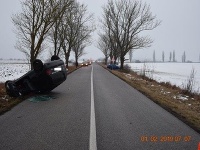 Pri nehode v okrese Košice-okolie sa zranili štyria ľudia