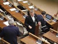 Hlasovanie v rámci 2. kola ohľadom voľby ústavných sudcov. Hlasovanie v rámci 2. kola ohľadom voľby ústavných sudcov.