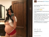 April Love Geary sa už čoskoro stane dvojnásobnou mamičkou. 