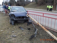 Opitý vodič v Košiciach narazil do bezpečnostného zábradlia.