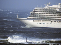 Výletná loď Viking Sky vyslala signál Mayday Výletná loď Viking Sky vyslala signál Mayday