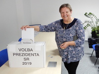 Možnosť voliť využilo v sobotu aj niekoľko pacientov a dve lekárky v nemocnici v Spišskej Novej Vsi. Možnosť voliť využilo v sobotu aj niekoľko pacientov a dve lekárky v nemocnici v Spišskej Novej Vsi.