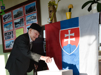 Vo volebnej miestnosti v obci Hájske v okrese Šaľa odovzdal v druhom kole prezidentských volieb 30. marca 2019 svoj hlas aj 100-ročný Jozef Nétry. 