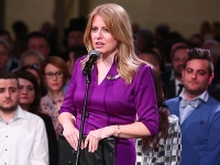 Zuzana Čaputová sa prihovorila priaznivcom vo volebnej centrále. Zuzana Čaputová sa prihovorila priaznivcom vo volebnej centrále.