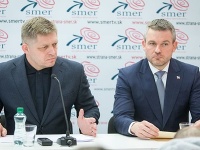 Robert Fico a Peter Pellegrini majú mať rozdielne predstavy o novom ministrovi financií. Nateraz sa však dohodli. Robert Fico a Peter Pellegrini majú mať rozdielne predstavy o novom ministrovi financií. Nateraz sa však dohodli.
