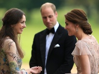 Princ William mal byť svojej žene neverný s rodinnou priateľkou Sarah Rose Hanbury. 