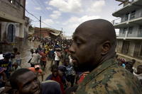 Obyvateľov prišiel podporiť aj spevák Wyclef Jean, ktorý sa Haiti narodil