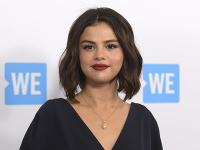 Selena Gomez priznala, že trpí vážnym psychickým ochorením. Selena Gomez priznala, že trpí vážnym psychickým ochorením.