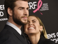 Miley Cyrus a Liam Hemsworth Miley Cyrus a Liam Hemsworth