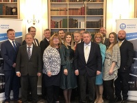 Členovia strany Národná koalícia Členovia strany Národná koalícia