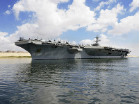 Lietadlová loď USS Abraham Lincoln Lietadlová loď USS Abraham Lincoln