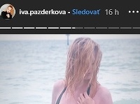 Iva Pazderková sa pochválila fotkami v plavkách.