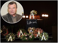 Známy herec Václav Postránecký (†75) podľahol ťažkej chorobe Známy herec Václav Postránecký (†75) podľahol ťažkej chorobe