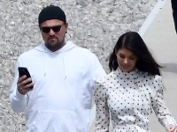 Prominentný pár neušiel pozornosti paparazzov. Prominentný pár neušiel pozornosti paparazzov.