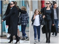 Angelina Jolie si so svojimi deťmi vyšla na nákupy. 