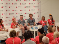 Boris Pršo na Pochode za zdravé prsia moderoval talk show s ambasádormi projektu. 