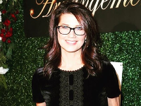 Daphne Zuniga Daphne Zuniga