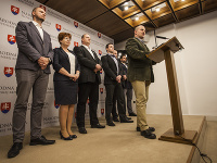 Poslanci ĽSNS Poslanci ĽSNS