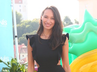 Dominika Ducová si obula luxusné sandáliky. Dominika Ducová si obula luxusné sandáliky.