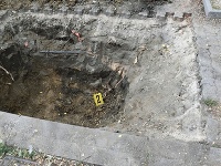 V montážnej jame našli pozostatky ľudského tela