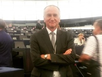 Medzi novými tvárami v europarlamente je aj ďalší človek SaS - Eugen Jurzyca