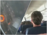 Strach a napätie na palube lietadla by sa dali krájať. Strach a napätie na palube lietadla by sa dali krájať.