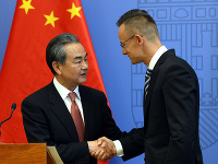 Péter Szijjártó s Wang Imom Péter Szijjártó s Wang Imom