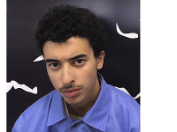 Hašem Abedi je mladším bratom zosnulého samovražedného atentátnika Salmana Abediho Hašem Abedi je mladším bratom zosnulého samovražedného atentátnika Salmana Abediho