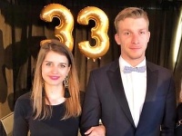 Juraj Bača a Sima Martausová tvorili pár približne pol roka. Juraj Bača a Sima Martausová tvorili pár približne pol roka.