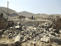 Pri atentáte samovražedného útočníka  v Afganistane zomrelo päť ľudí