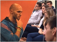 Michal Truban počas prednášky prirovnával cestu za úspechom ku skúsenosti s drogami Michal Truban počas prednášky prirovnával cestu za úspechom ku skúsenosti s drogami