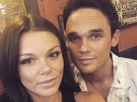 Faye Brookes a Gareth Gates tvorili pár 7 rokov. Faye Brookes a Gareth Gates tvorili pár 7 rokov.