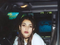 Kim Kardashian vytvorila kozmetiku v štýle 90. rokov. 