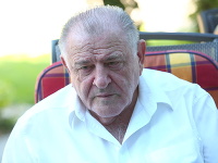 Vladimír Mečiar má zrejme problém Vladimír Mečiar má zrejme problém