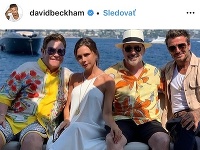 Beckhamovci dovolenkujú v spoločnosti Eltona Johna a jeho manžela. 