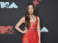 Hailee Steinfeld Hailee Steinfeld