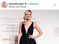 Chiara Ferragni sa predviedla v takýchto krásnych šatách. 