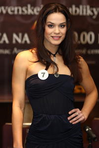 Finalistka Miss Universe SR č. 7 - Lucia Iváňová (22 r. - Senica)