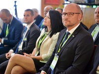 Mimoriadny kongres strany Sloboda a Solidarita Mimoriadny kongres strany Sloboda a Solidarita